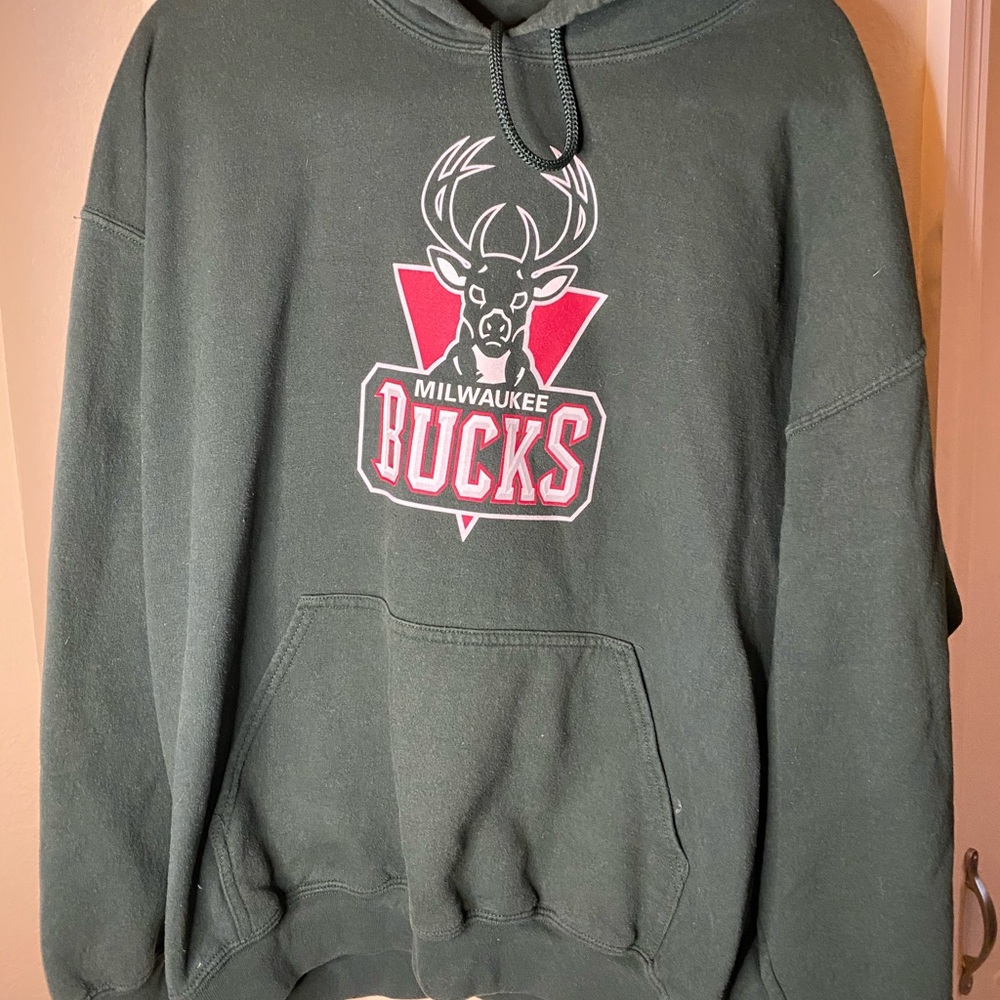 Milwaukee Bucks hoodie